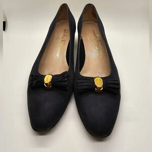 Salvatore Ferragamo Vintage Navy Short Heel Shoes Women's Size 6